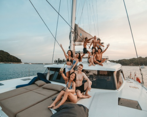 Party on Luxury yacht, yacht rental Singapore