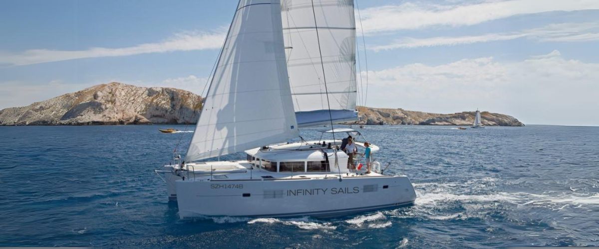 Luxury yachts with customisable itineraries 