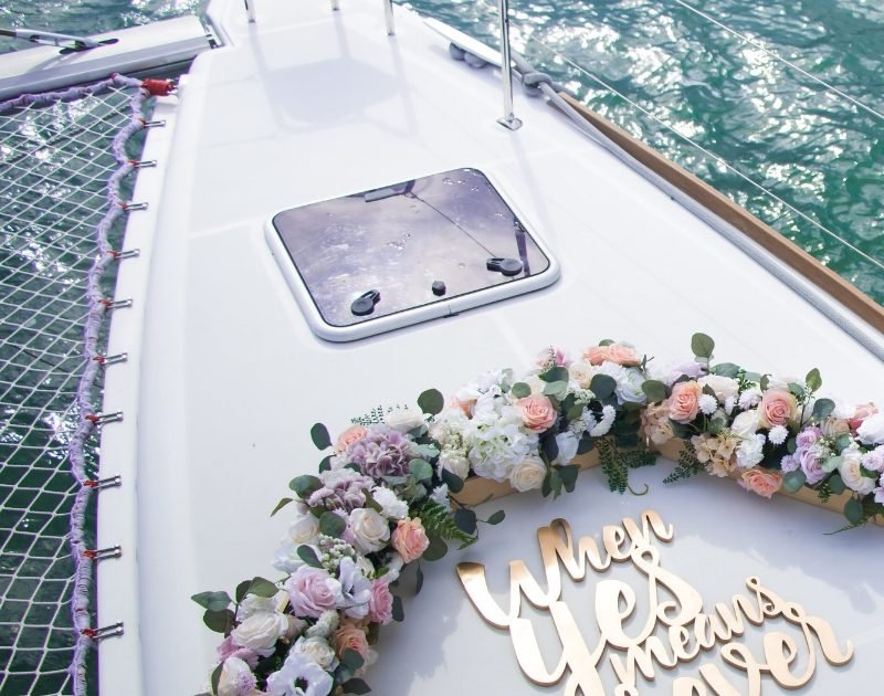 Wedding decoration on yacht