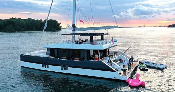 EagleWings 1 - Yacht Rental in Singapore