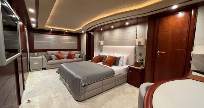 Ensuite-Cabin on EagleWings 3 superyacht