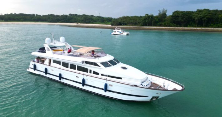 Leviathan 8_Luxury Yacht rental in Singapore