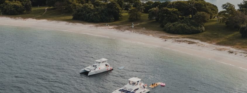 Mikanna: Indulge in Ultimate Luxury Yacht Charter in Singapore