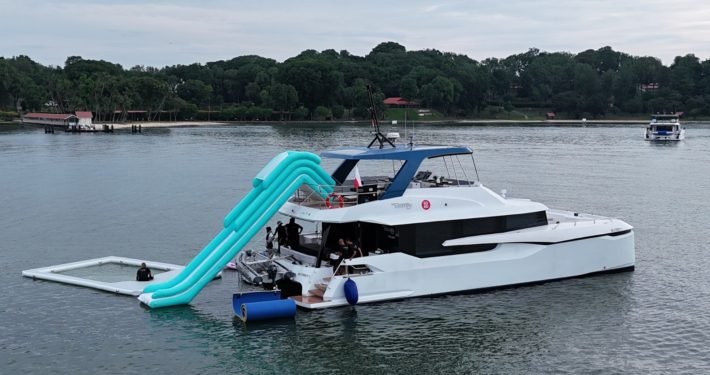 MS Eternity2 yacht charter singapore