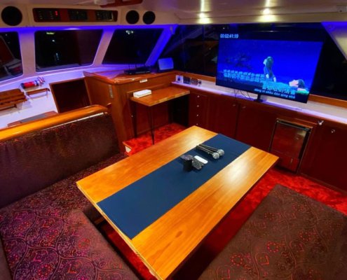 Whitepearl yacht singapore_Interior