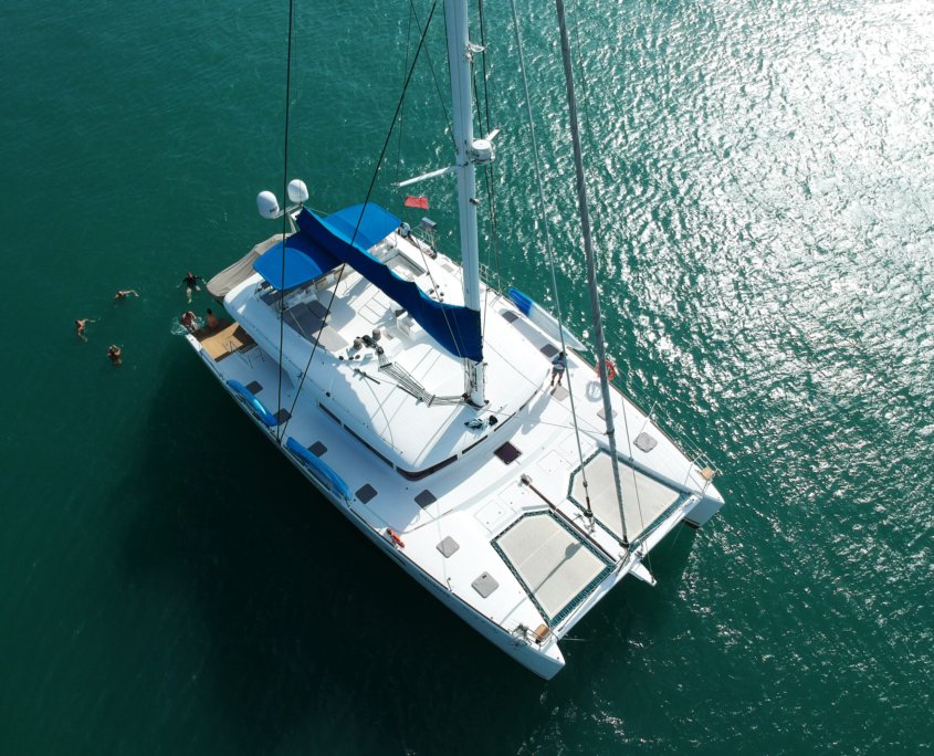Ping Lady_Yacht Charter Singapore Ping Lady_Yacht Charter Singapore