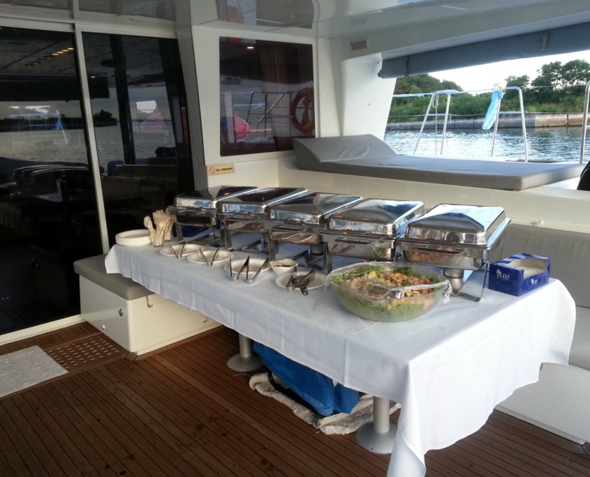 Ping Lady_Outdoor catering setup on yacht Ping lady yacht_catering setup on yacht