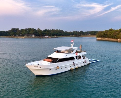 Nautiness-82ft private yacht charter Singapore